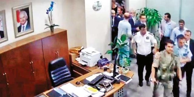 'Üzerinize kim geliyorsa hepsine ateş edin'