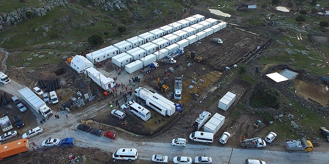 Çanakkale'de depremin yaraları sarılıyor
