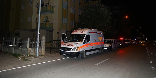 Adana'da 5 yandaki ocuun babasn vurduu iddias