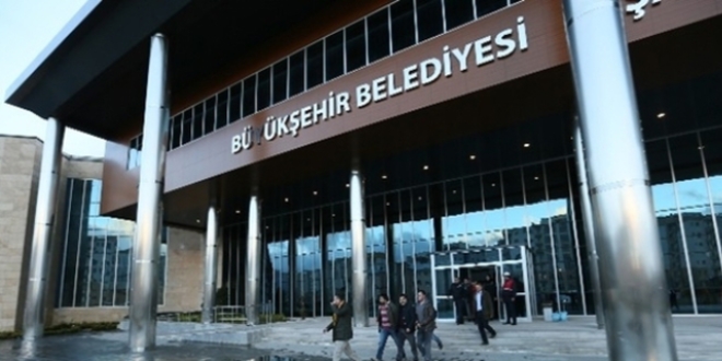 Van Büyükşehir Belediyesinde 190 kişiye görevden uzaklaştırma
