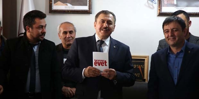 'Referandum, tarihimizin çok önemli bir dönüm noktası'