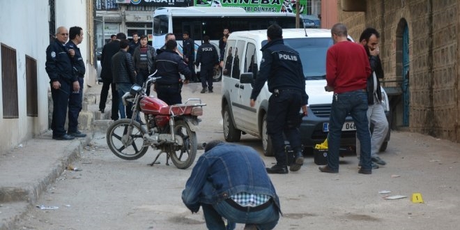 Uyuşturucu operasyonunda polise saldırı: 2 yaralı
