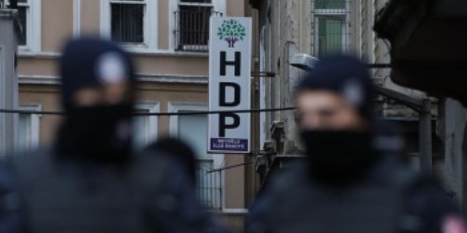 HDP ve DBP'li yöneticilerinin de olduğu 45 kişi gözaltında