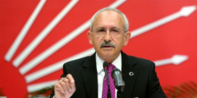 CHP, referandumu AYM'ye götürmekten vazgeçti
