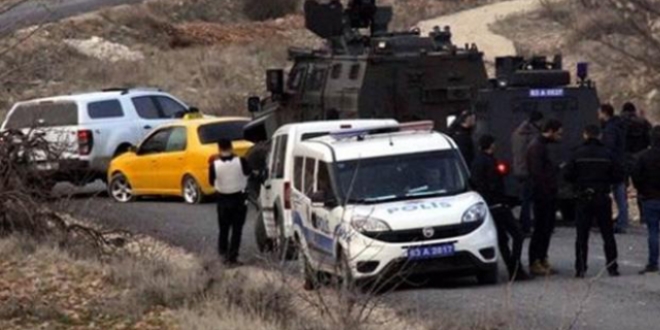 Eşini ve çocuklarını rehin alan kişi tutuklandı