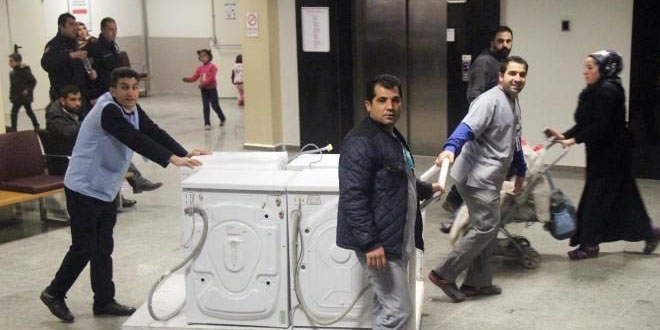 Şanlıurfa'da, hastanenin temizlik cihazlarına haciz geldi