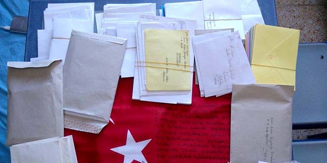 Askerlere moral için mektup kampanyası başlattı