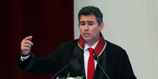 '16 Nisan'da önümüzde çok büyük bir sınav var'