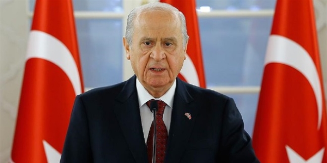 Bahçeli'den referandum genelgesi
