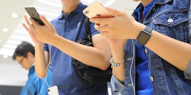 Telefonlar artık kablosuz şarj edilecek