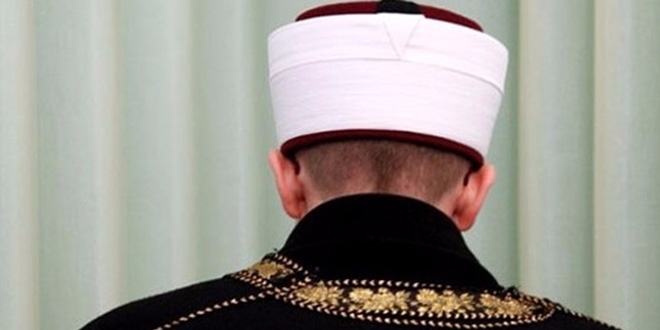 İmama hakaret ettiği iddia edilen muhtara kınama