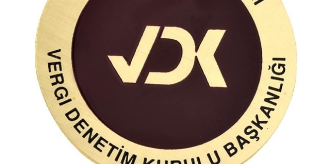 VDK, sümenaltıyı bıraktı gazetecinin peşine düştü