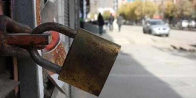 Mardin'de iki mahallede soka�a ��kma yasa��