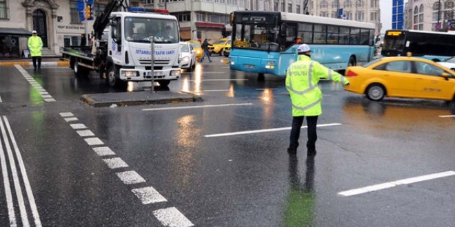 İstanbul'da bazı yollar trafiğe kapanacak