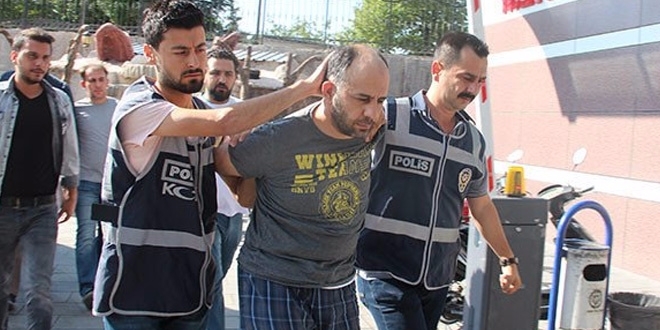 'Askerler camiye beni öldürmeye gelmiş'