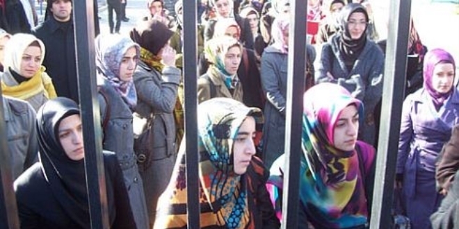 '28 Şubat' mağduru kadınlar aynı çatı altında