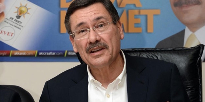 Gökçek: Cemaat 17-25 Aralık'ta FETÖ'ye dönüştü