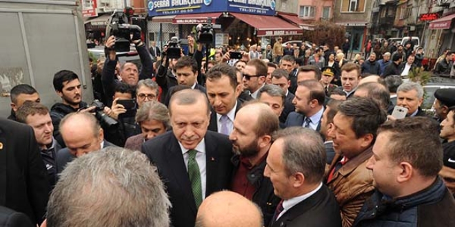 Cumhurbakan Erdoan'a doum gn kutlamas