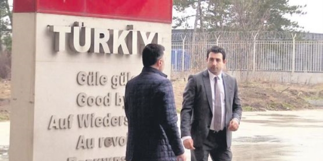 FETÖ'nün oyunu sınırdan döndü