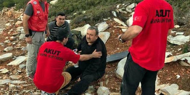 �eker komas�na giren teknisyeni AKUT ve 112 kurtard�