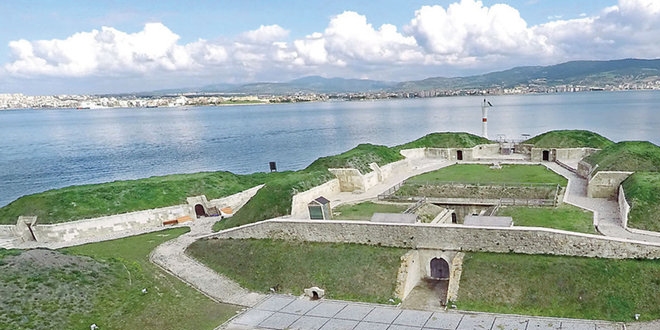 Çanakkale'de 100 yıllık Namazgah Tabyası mermileri çalındı