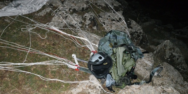 Pilota ait oldu�u de�erlendirilen para��t bulundu