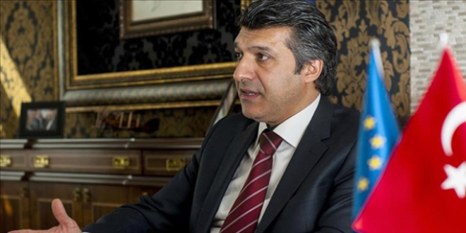 'Teröristler Almanya'da at oynatıyor'