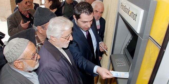 Promosyon almış 1,5 milyon emekliye fark yolu açıldı