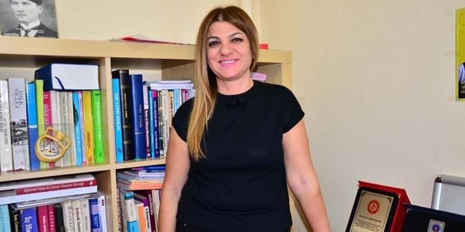 Üniversiteli kızlar cinsiyet ayrımcılığına inanmıyor
