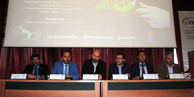 'Bir kuklayı geri çekerken başka bir kuklayı ileri sürdüler'