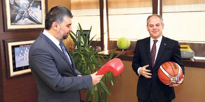 'Almanların öğrettikleri ile yaptıkları çelişiyor'