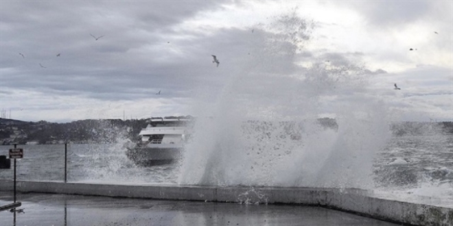 Mersin'de sel ihtimaline kar�� teyakkuz