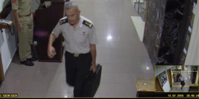 Dişli'nin komuta katına çıkardığı çantanın sırrı
