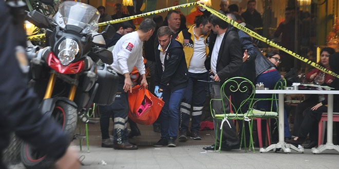 Trabzon'da silahl� kavga: 8 yaral�