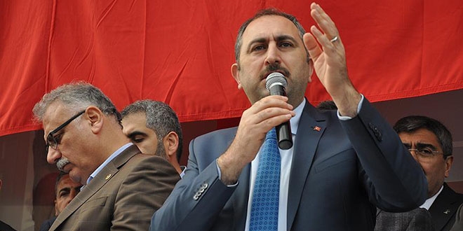 'Bu sistem, Adnan Menderes ve arkada�lar�n� idam etti'