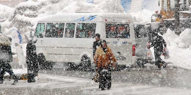 Adyaman'da kar yandan dolay okullar 1 gn tatil edildi