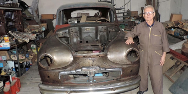 70 y�ll�k usta, o otomobili tamir edemeden �ld�