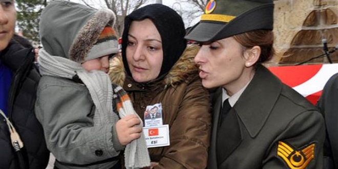 Şehit eşinin sözleri yürek dağladı...