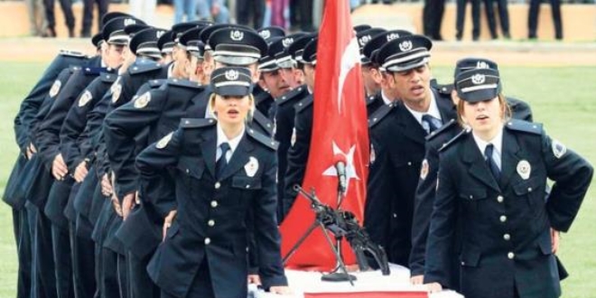 İsteyen bayan polislere kumaş başlık verilecek
