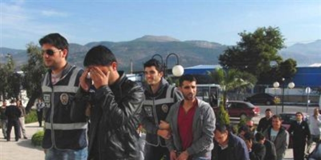 G��men ka�ak��l��� ve insan ticaretiyle m�cadele