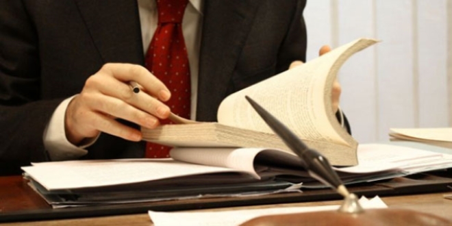 Bir belediyeye daha kayyum atand�