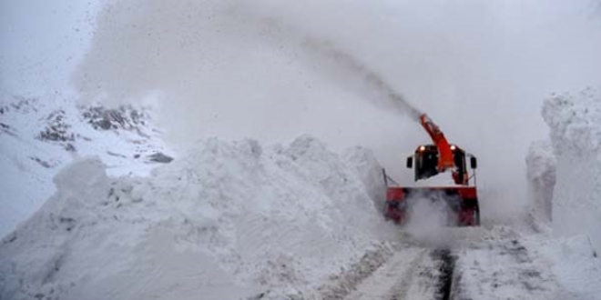 4 ilde, 372 yerleşim birimine ulaşım sağlanamıyor