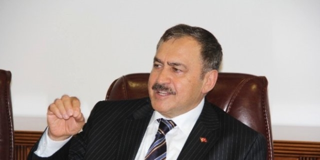 'K�l��daro�lu'nun bir dedi�i bir dedi�ini tutmuyor'