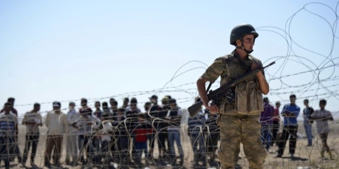 S�n�r� yasa d��� ge�meye �al��an 832 ki�i yakaland�