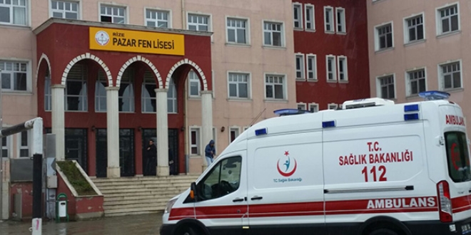 Sınıf arkadaşının bıçakladığı lise öğrencisi öldü
