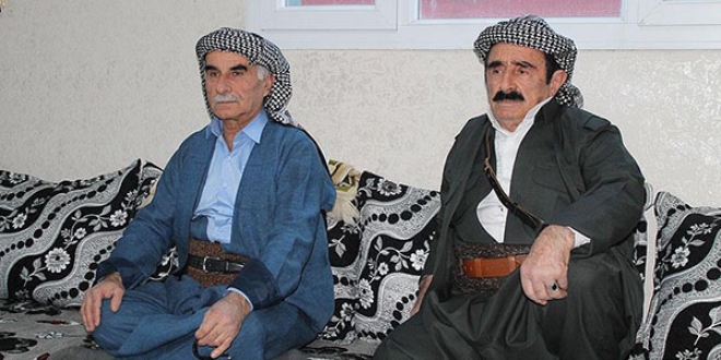 ��rnak'taki baz� a�iretler referandum oyunu a��klad�