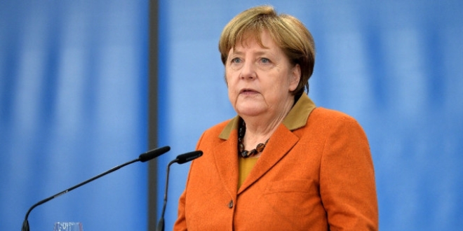 Almanya Ba�bakan� Merkel'den T�rkiye a��klamas�