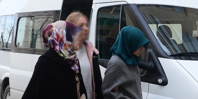 Uşak'taki FETÖ/PDY operasyonunda 6 tutuklama