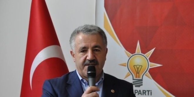 Bakan Arslan, Şeker Fabrikası işçileriyle bir araya geldi