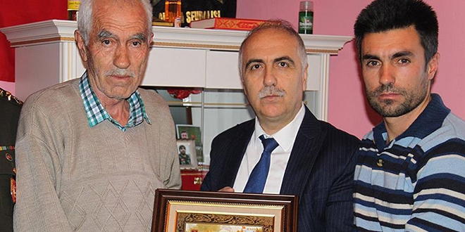 Giresun'da şehit ailesine 'şehadet belgesi'